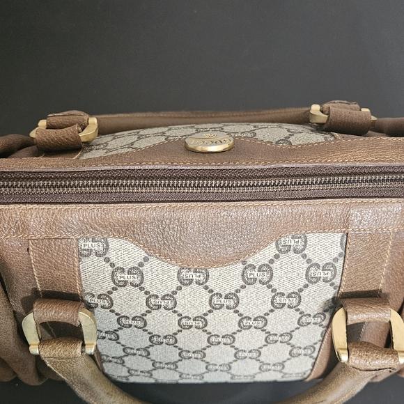 Vintage Gucci Plus Authentic - Picture 4 of 16